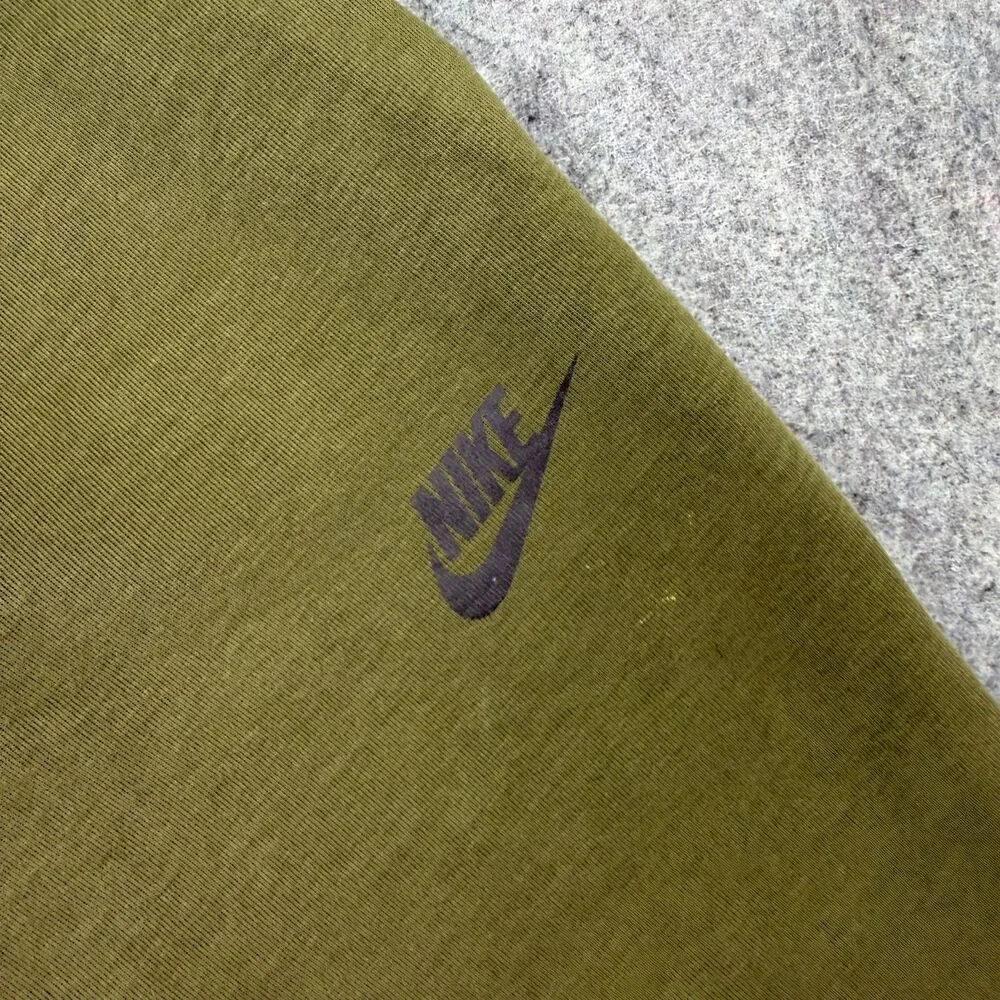 Men's Nike Sportswear Tech Fleece Sorts Size Medium Rough Green CU4503-326